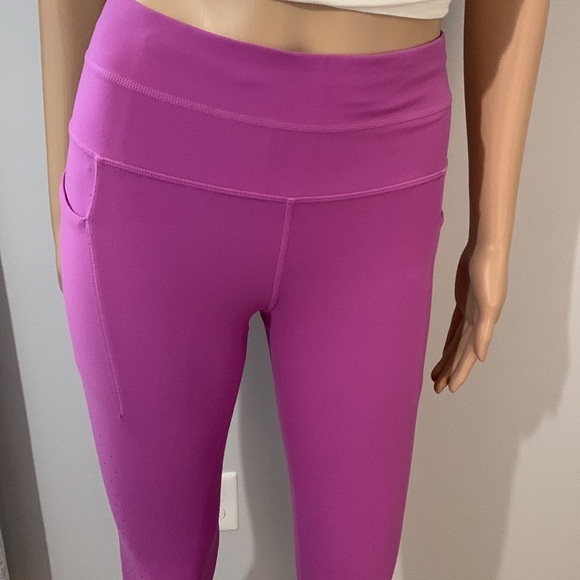Athleta Chakra 7/8 Tight in Pink Powervita Leggings Size Small - Picture 3 of 8